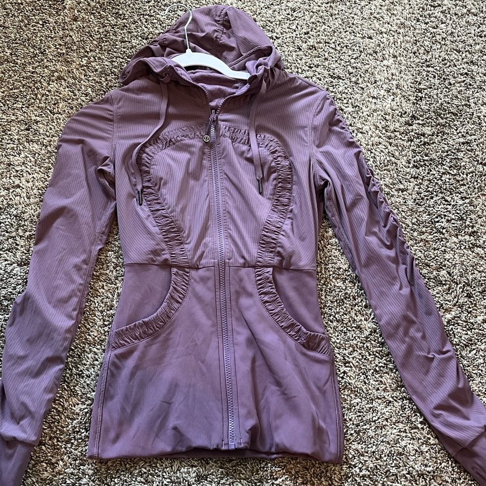 Lululemon Dance Studio logo ruch purple Hooded Zip up Jacket Sweater pockets